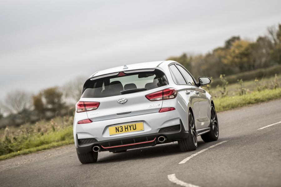  Hyundai i30 N (PD) 2017 года  (UK) (фото 29 из 40)